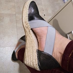 ✅️2 x $12 Napa flex by David Tate espadrille shoes